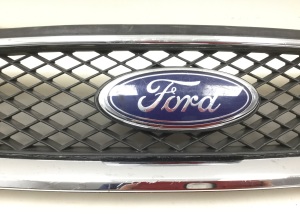 Ford Focus (2004–2011) Kühlergrill 4M518138AE - 2