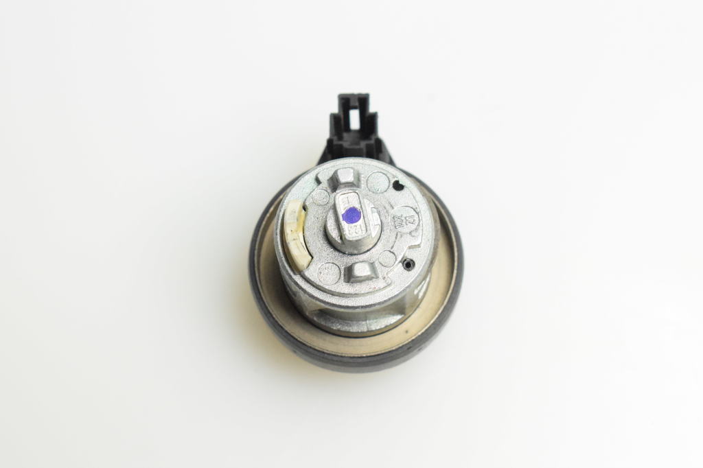 Used Skoda Octavia Ignition switch 8E0905855A