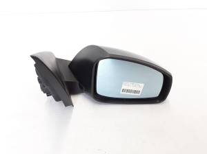  Side mirror and its details 