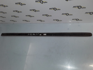 VOLVO C70 II (2006–2013) Esiukse liist 09466448 - 2