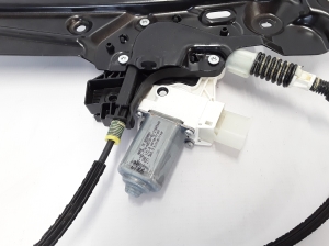 BMW 5 SERIES F11 (2010–2017) Priekšējo durvju logu pacēlājs 7182112 - 5