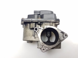  EGR valve 