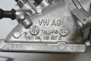 AUDI A4 B9 (2015–2026) Accelerator valve 04L128063P - 4