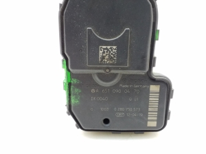 Mercedes Benz CLS-Class 218 (2011–2018) Accelerator valve A6510900470 - 3