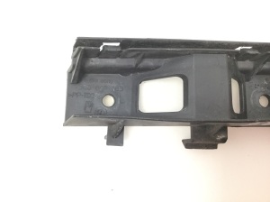  Front bumper bracket 