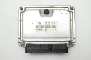 Motorsteuergerät - 045906019CC