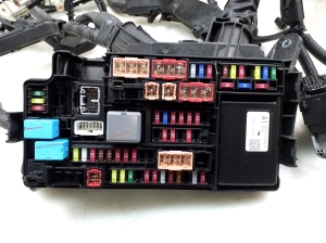  Fuse block holder under the hood 