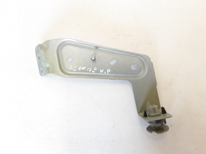 Halter Kotflügel vorne - 31371008