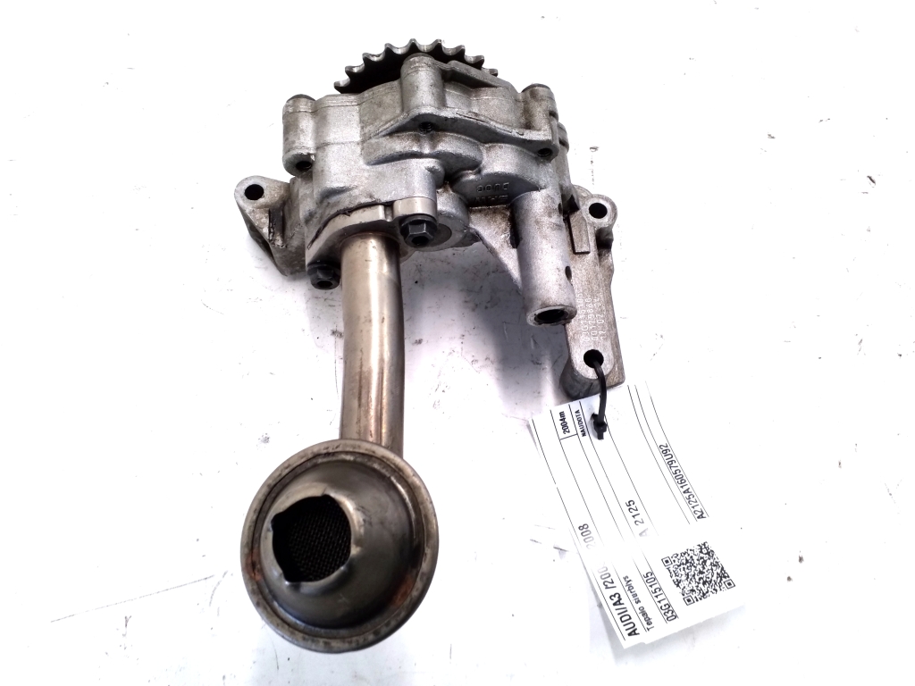 Used AUDI A3 Oil pump 03G115105