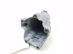 Mercedes Benz E-Class W207 (2009–2017) Engine bracket A6512233404 - 3