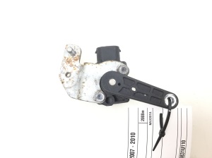 BMW 5 SERIES E60 (2003–2010) Front ride height sensor 6784700 - 2
