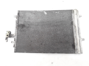   Air conditioning radiator 