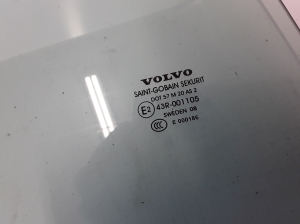 VOLVO XC70 (2007–2016) Türscheibe hinten 30674848 - 2