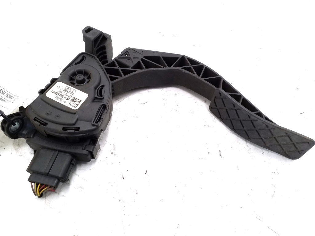 Used AUDI A6 Accelerator pedal 8K1723523
