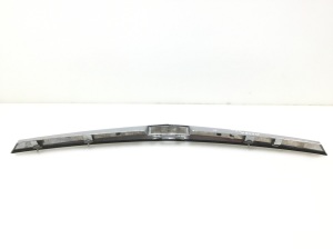  Trunk lid strap 