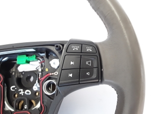  Steering wheel 