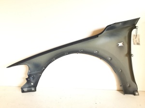 VOLVO XC70 (2000–2007) Front fender - 3