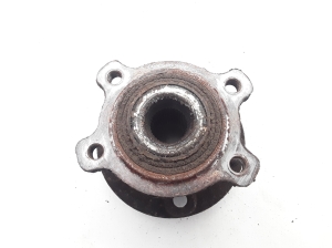 VOLVO XC70 (2007–2016) Rear wheel hub 31360027 - 2