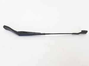   Windshield wiper blade 