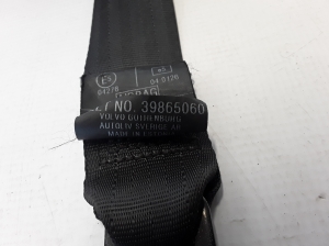 VOLVO XC70 (2007–2016) Front seat belt 39865060 - 2