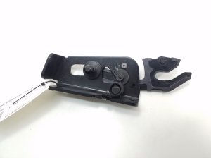 Sonstiger Halter - A2057571900