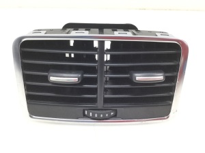  Interior panel ventilation grilles 