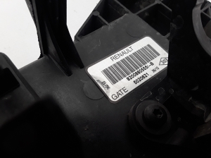 Dacia Duster (2010–2017) Jahutusventilaator 8200880555 - 2