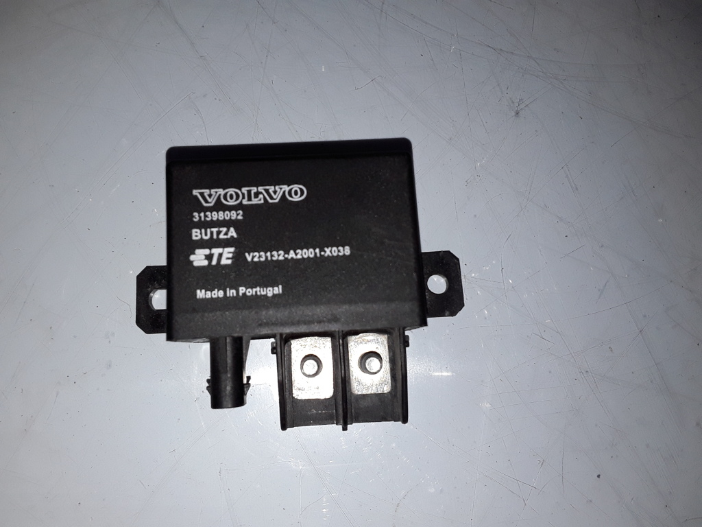Used VOLVO XC90 Cooling fan relay 31398092