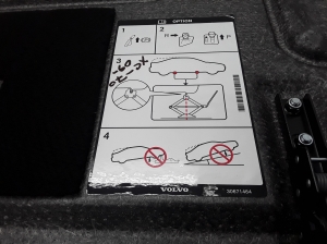 VOLVO XC70 (2007–2016) Trunk carpet 39879413 - 4