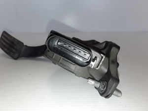 VOLVO XC70 (2007–2016) Accelerator pedal 6G929F836DD - 4