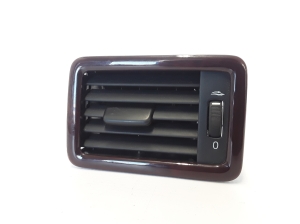   Dashboard air vent grilles  - 30755184 