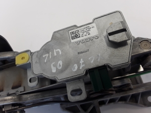 VOLVO XC70 (2007–2016) Roolisammas ja selle osad - 2