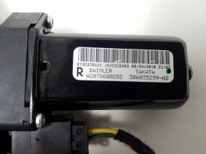 Mercedes Benz E-Class W207 (2009–2017) Sicherheitsgurtstraffer A2078600282 - 3