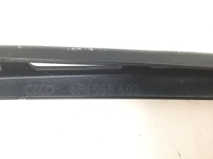 AUDI A6 C6 (2004–2011) Esiklaasi puhasti hoob 4F1955409 - 2