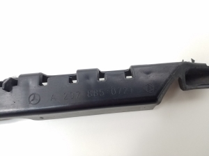  Rear bumper bracket 