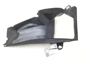AUDI A6 C6 (2004–2011) Vahejahuti õhusuunaja 4F0145333 - 3