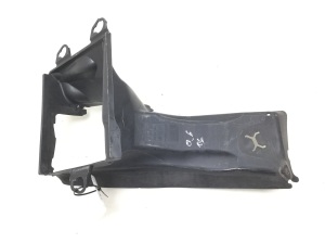 Luftleitblech für den Ladeluftkühler - 4F0145333