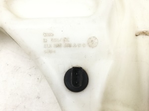 AUDI Q7 (2006–2015) Front washer fluid reservoir 4L0955453 - 2