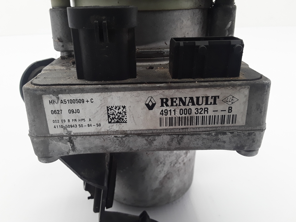 Used Dacia Duster Electric power steering pump 491108300R