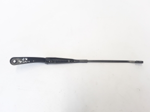  Windshield wiper blade 