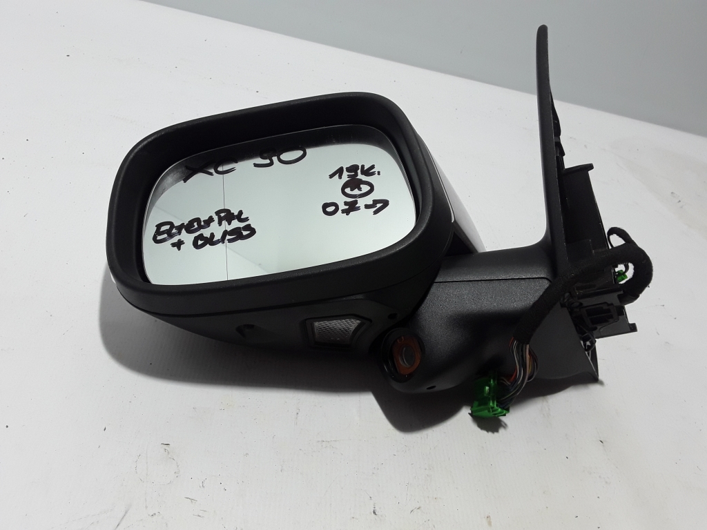 Used VOLVO XC90 Side mirror and its details 31297443