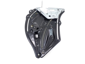 Mercedes Benz E-Class W207 (2009–2017) Rear fork windscreen lifter and its components - 2