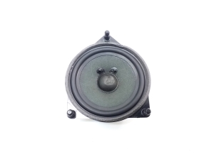   Rear side door speaker 