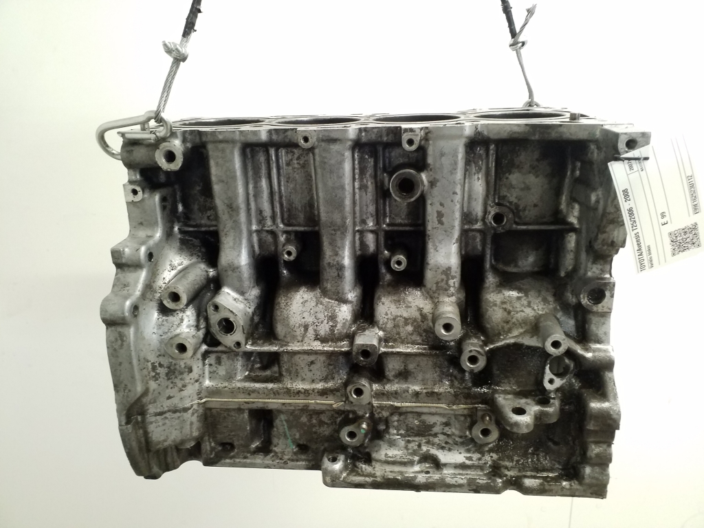 TOYOTA Avensis 2 generation (2002-2009) Engine Block 21007800