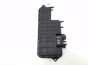 Mercedes Benz CL-Class C216 (2006–2014) Sonstiger Behälter A0008002219 - 4
