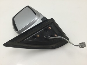  Side mirror and its details 