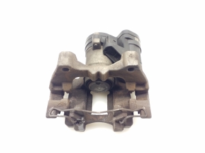 Volkswagen Golf VII (2012–2026) Tagumine pidurisadul 8V0615424D - 5