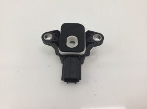 AUDI A4 B7 (2004–2008) Airbag sensor 8P0955557 - 3