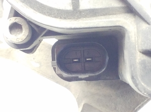 Volkswagen Golf VII (2012–2026) Tagumine pidurisadul 8V0615424D - 2