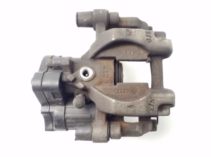 Volkswagen Golf VII (2012–2026) Tagumine pidurisadul 8V0615424D - 3